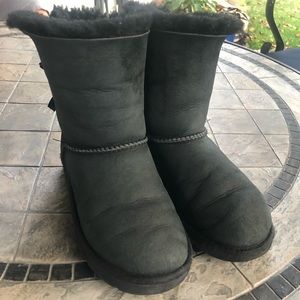 Big Girls Size 2 Bailey Bow II UGG Boots